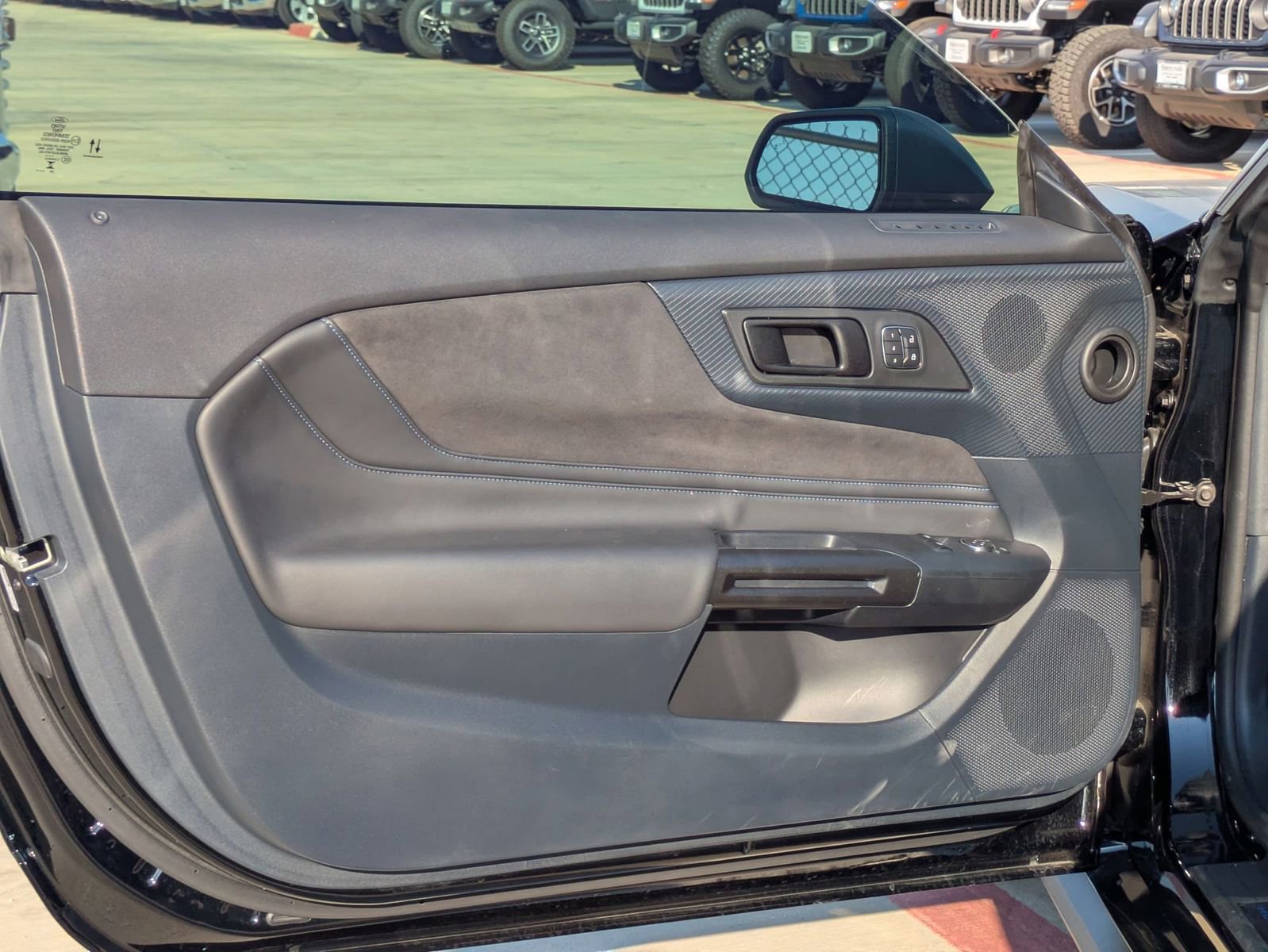 Used 2024 Ford Mustang Dark Horse image 11