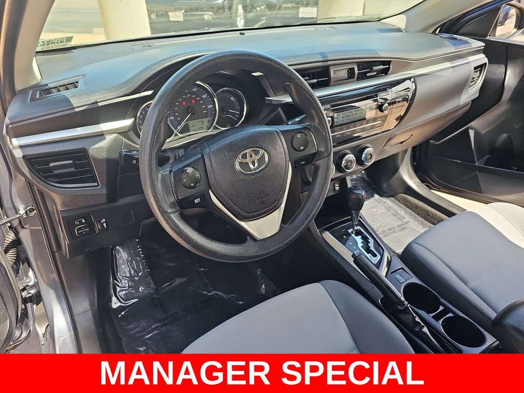 Used 2015 Toyota Corolla L FWD image 15