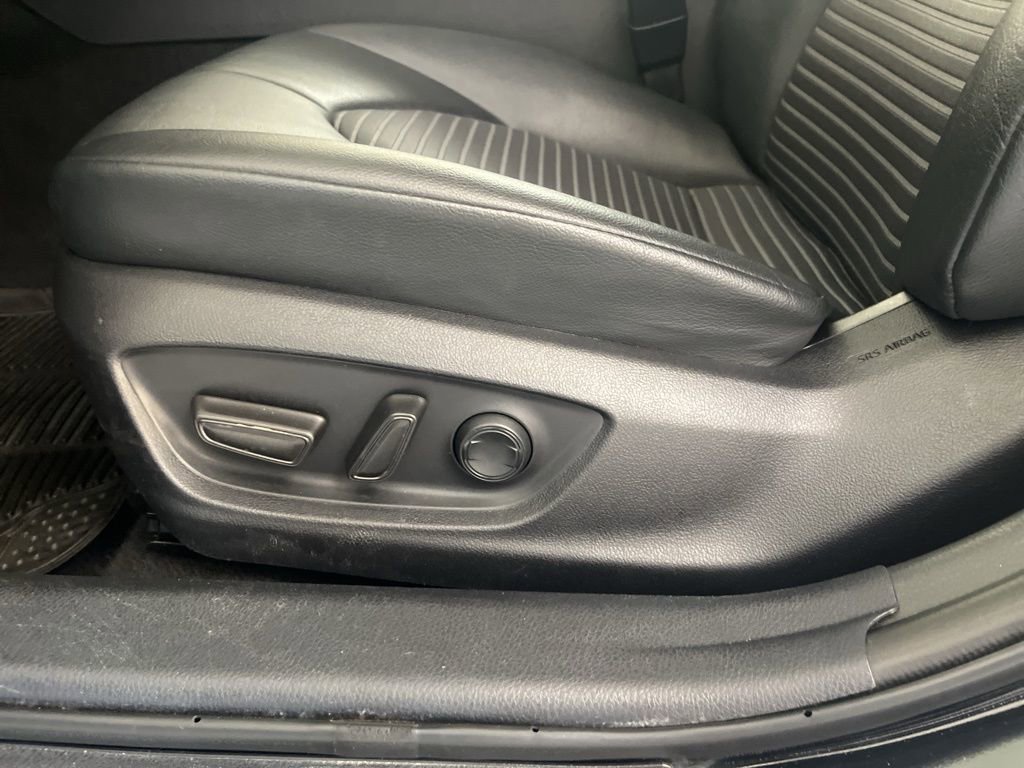 Used 2023 Toyota Camry SE FWD image 49