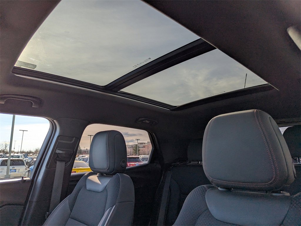 Used 2023 Chevrolet TrailBlazer RS w/ Sun and Liftgate Package image 26