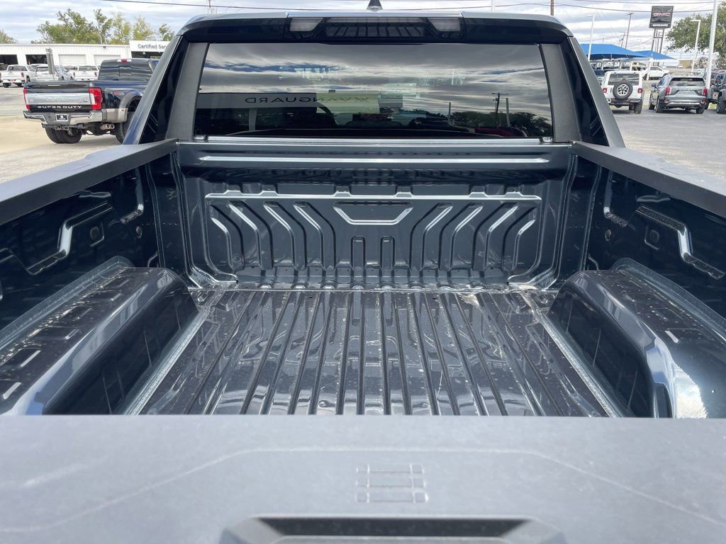 New 2026 GMC Sierra EV Elevation w/ LPO, Elevation Dark Package image 24