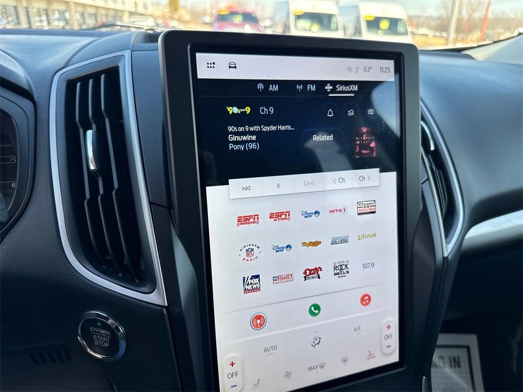 Used 2024 Ford Edge SEL image 23