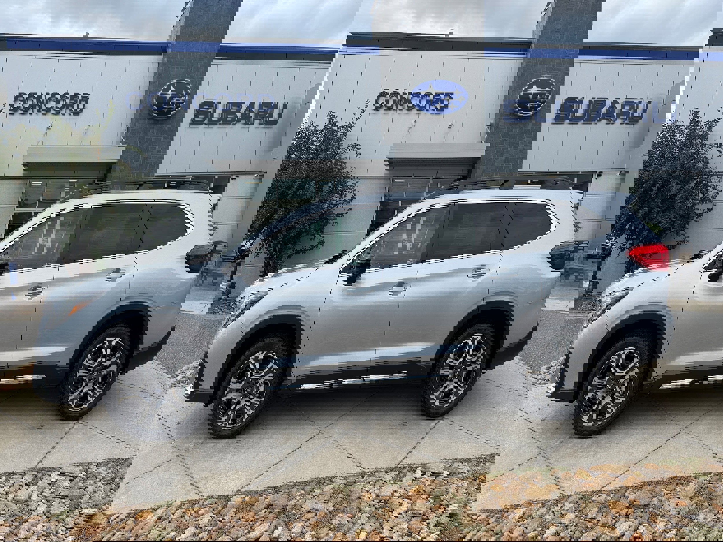 New 2025 Subaru Ascent Limited video 1