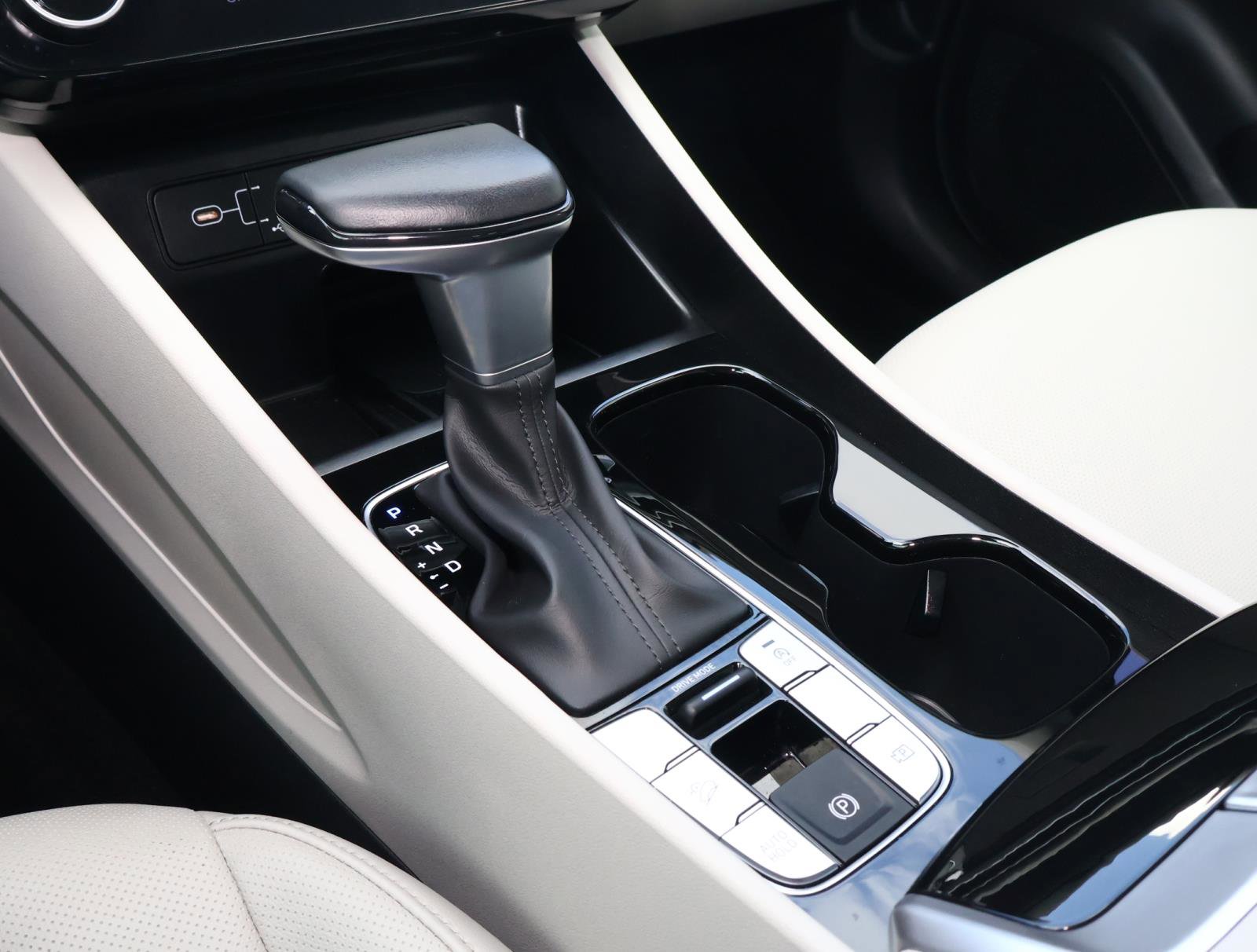 Used 2025 Hyundai Tucson SEL FWD image 26