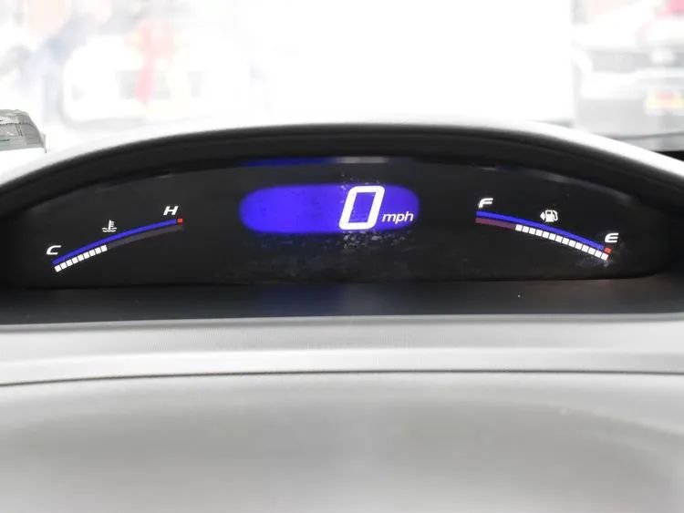 Used 2010 Honda Civic LX image 25