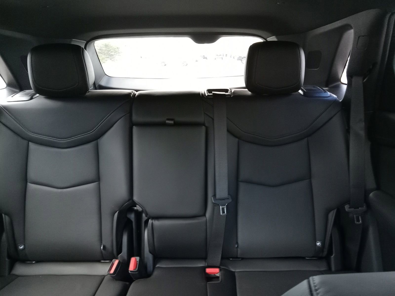 New 2026 Cadillac XT5 Premium Luxury w/ LPO, ONYX Package image 25