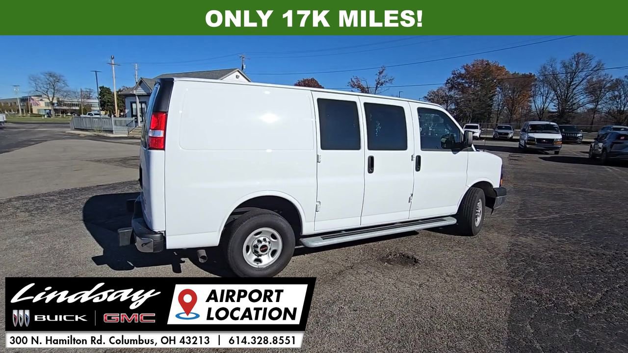 Used 2024 GMC Savana 2500 w/ Driver Convenience Package image 9