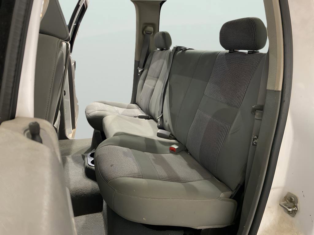 Used 2007 Dodge Ram 1500 Truck SLT image 10