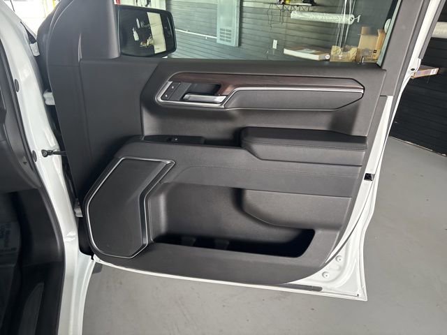 Used 2025 GMC Sierra 1500 SLT image 32