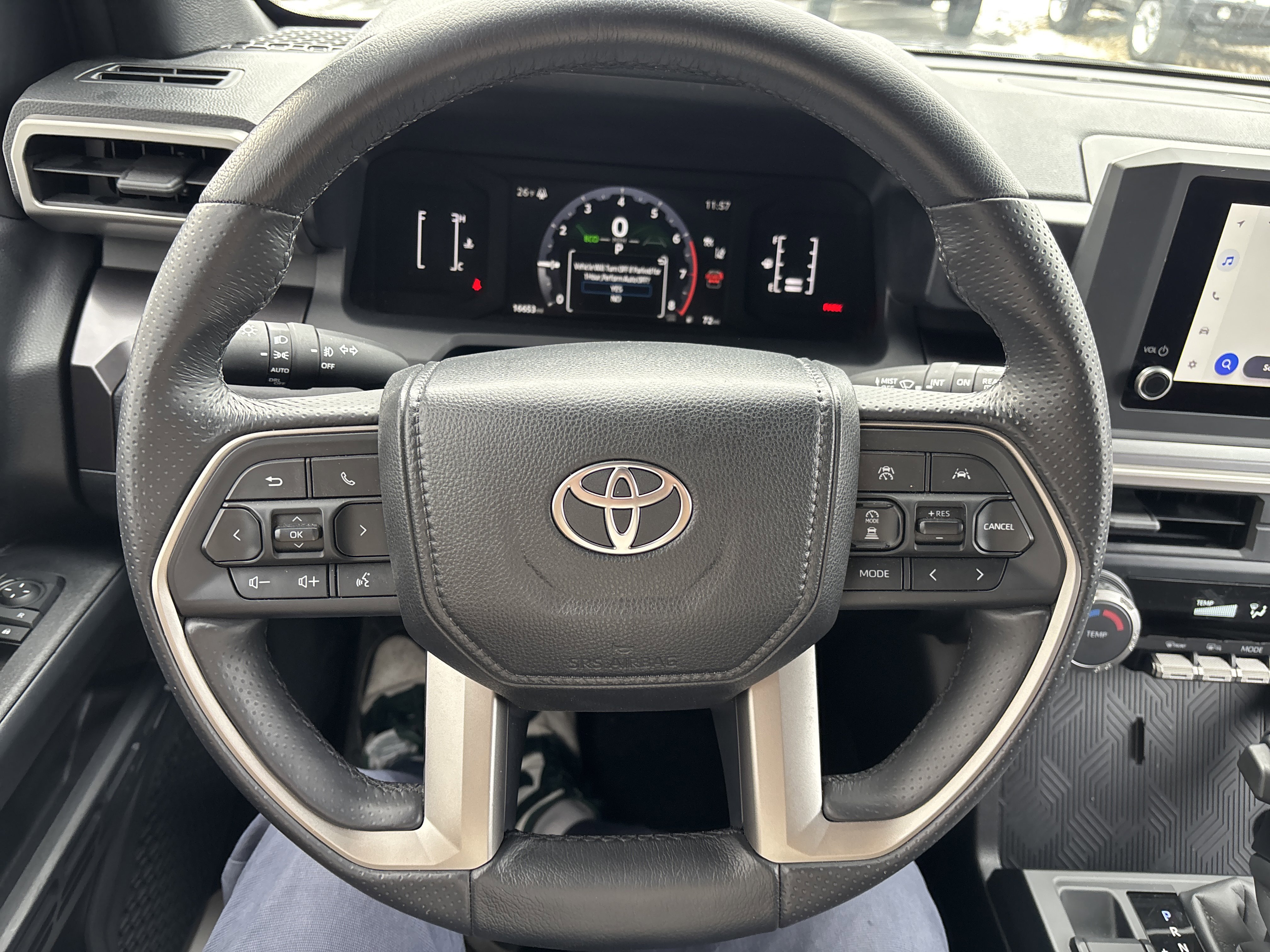 Used 2025 Toyota 4Runner SR5 image 17