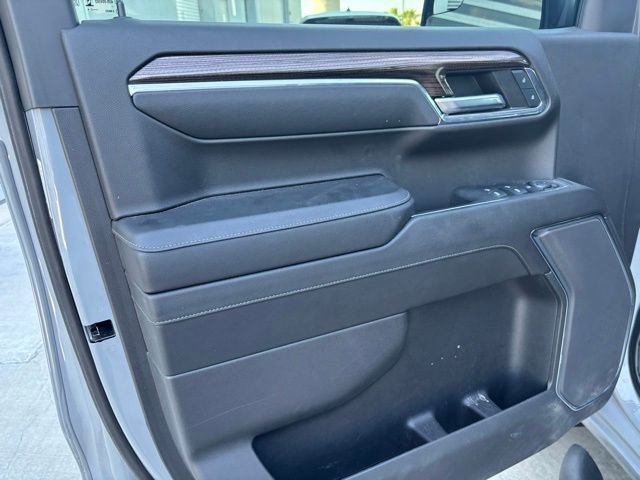 Used 2024 Chevrolet Silverado 1500 RST w/ LPO, Dark Essentials Package image 9