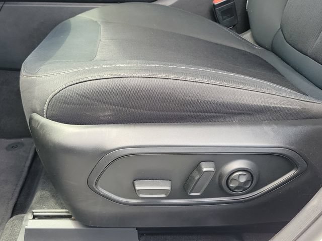 Used 2022 Jeep Grand Cherokee L Laredo w/ Luxury Tech Group I AWD/4WD image 21