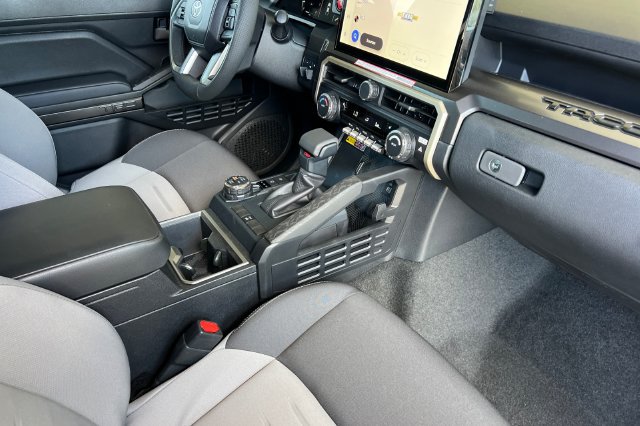 New 2026 Toyota Tacoma TRD Off-Road AWD/4WD image 17