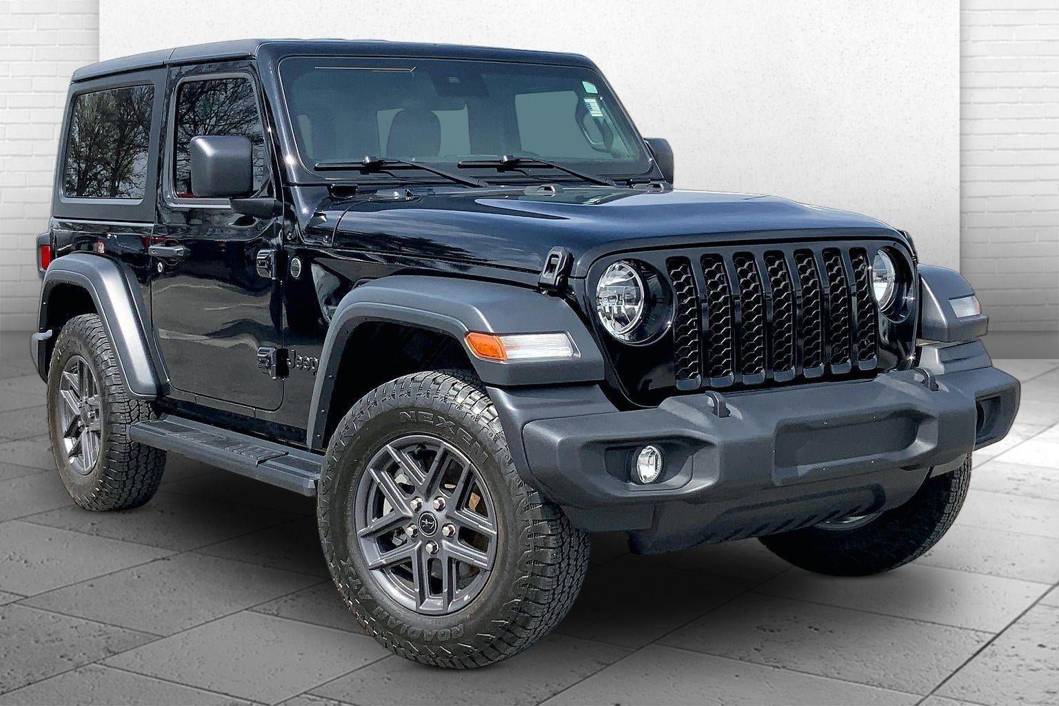 Used 2024 Jeep Wrangler Sport AWD/4WD image 1
