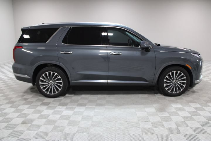 Used 2025 Hyundai Palisade Calligraphy AWD/4WD image 13