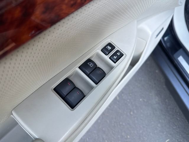 Used 2012 Subaru Outback 2.5i Limited image 12
