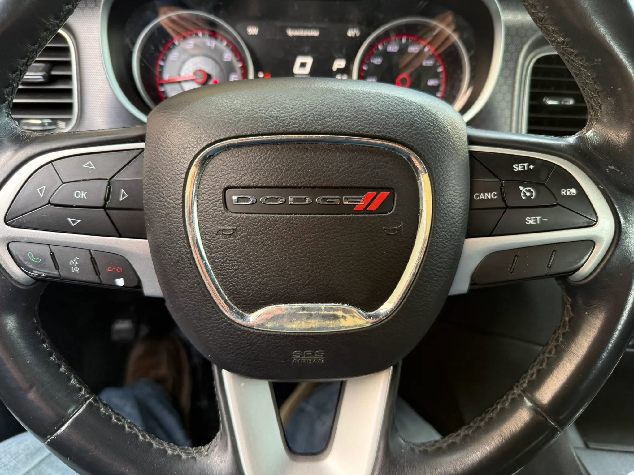 Used 2016 Dodge Charger SXT image 11