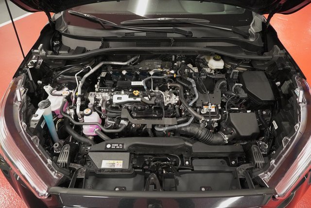 Certified 2024 Toyota Corolla Cross XSE image 9