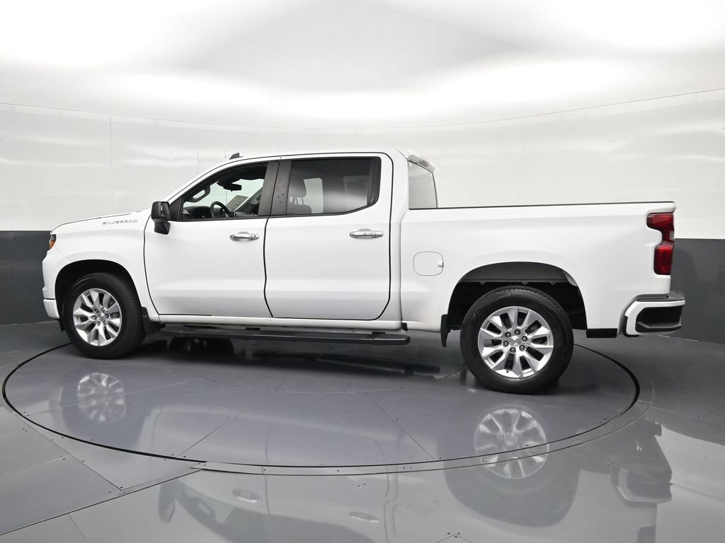 Used 2024 Chevrolet Silverado 1500 Custom RWD image 8