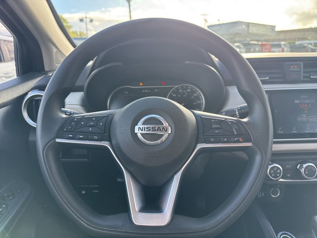 Used 2021 Nissan Versa SV image 10