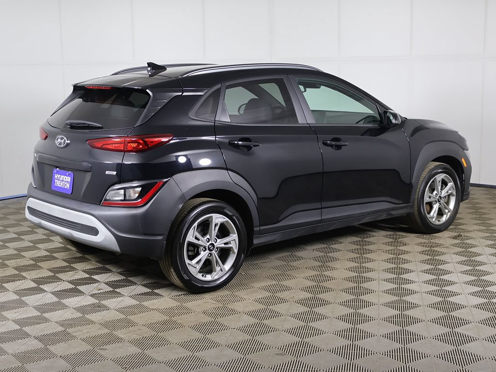 Used 2023 Hyundai Kona SEL w/ Cargo Package AWD/4WD image 9