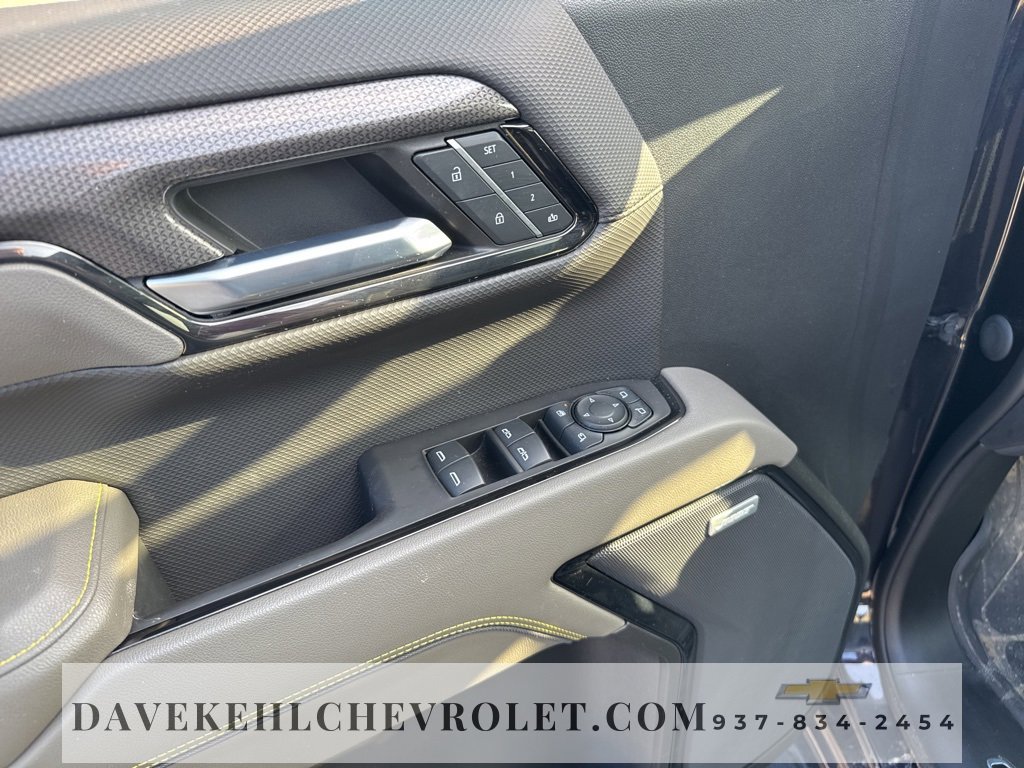 Used 2023 Chevrolet Silverado 1500 ZR2 image 11