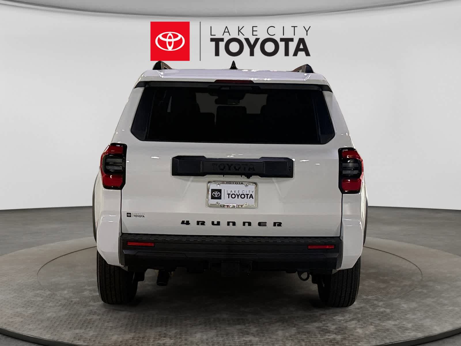 New 2026 Toyota 4Runner SR5 AWD/4WD image 5