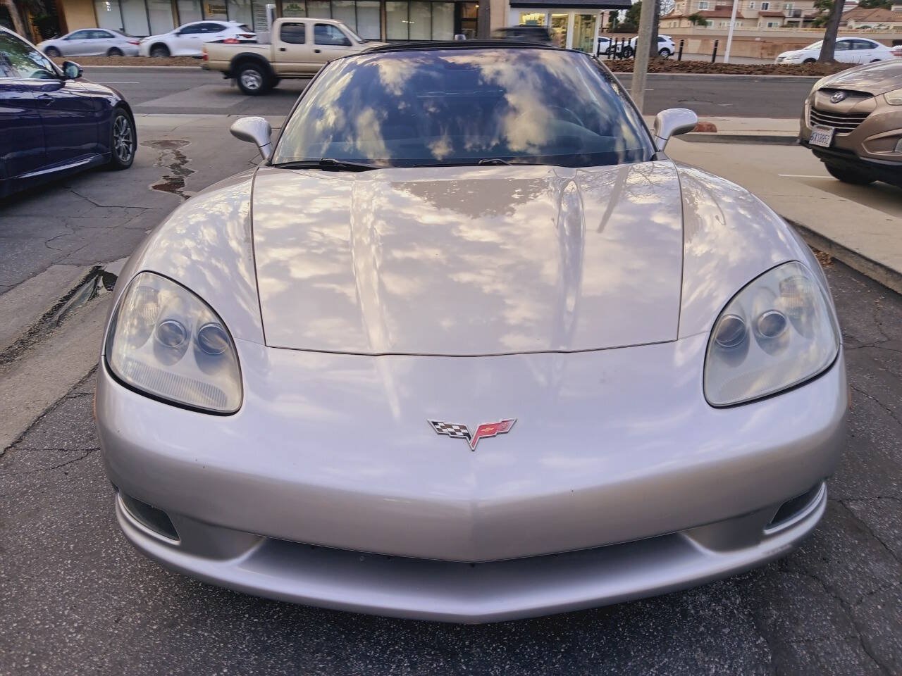 Used 2005 Chevrolet Corvette Coupe w/ Preferred Equipment Group RWD image 13