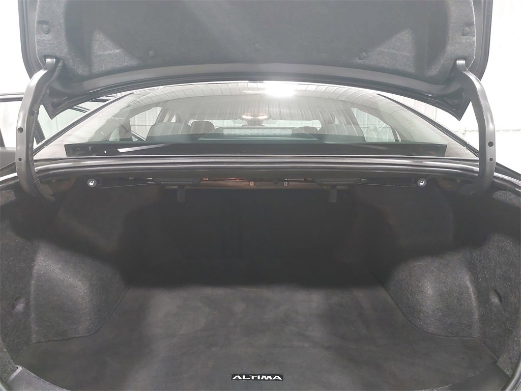 Used 2024 Nissan Altima 2.5 SV image 12