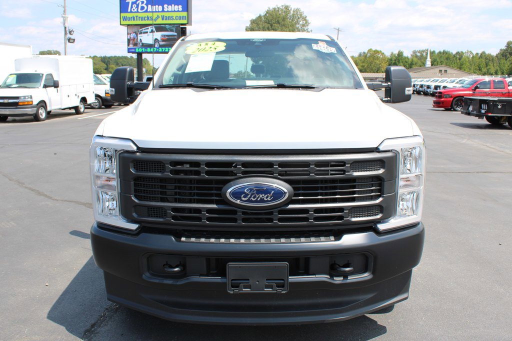 Used 2025 Ford F250 XL image 12