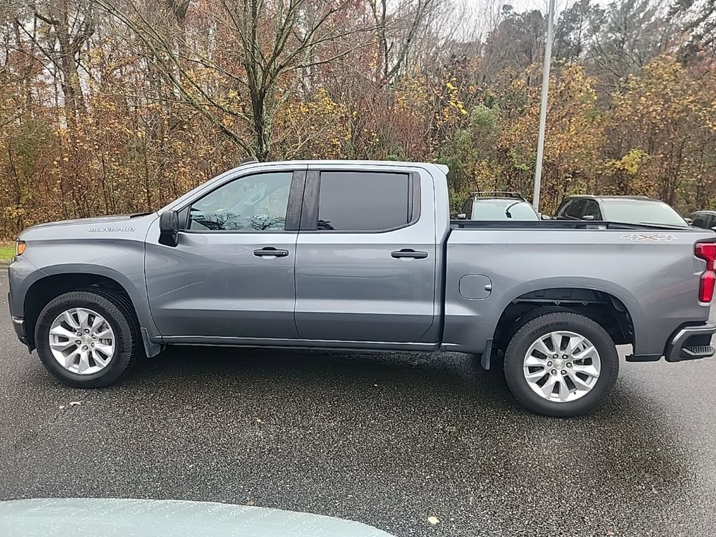 Used 2021 Chevrolet Silverado 1500 Custom image 3