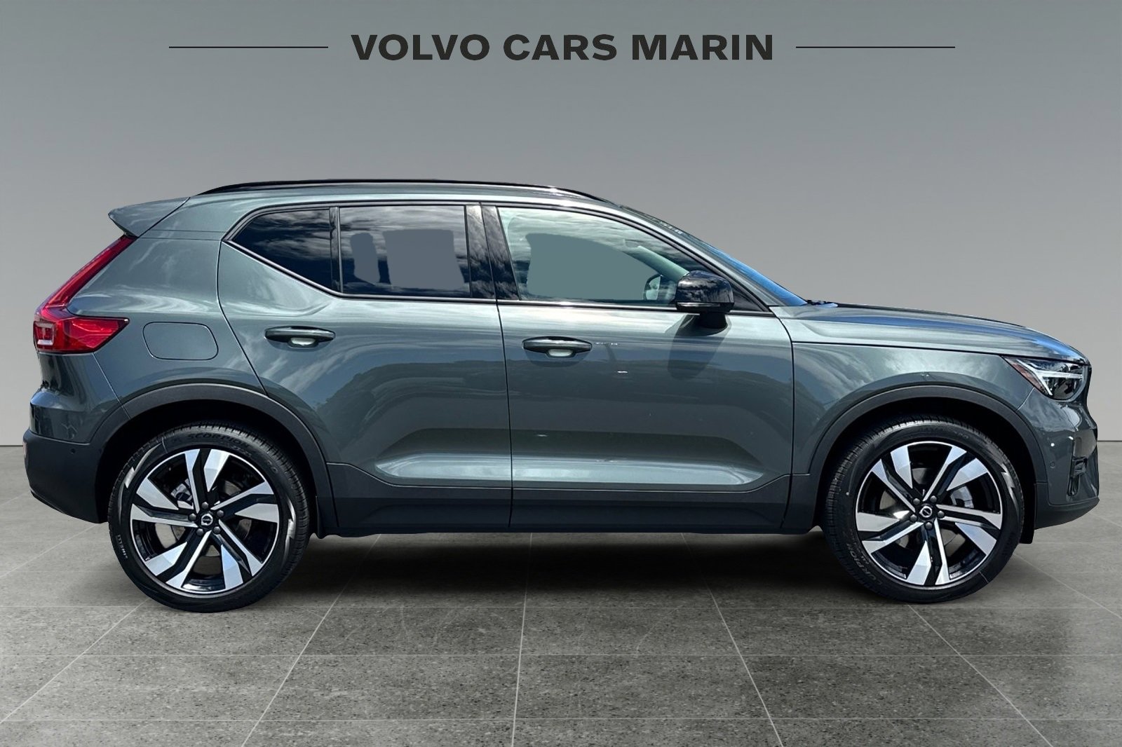 New 2026 Volvo XC40 B5 Ultra w/ Protection Package image 8