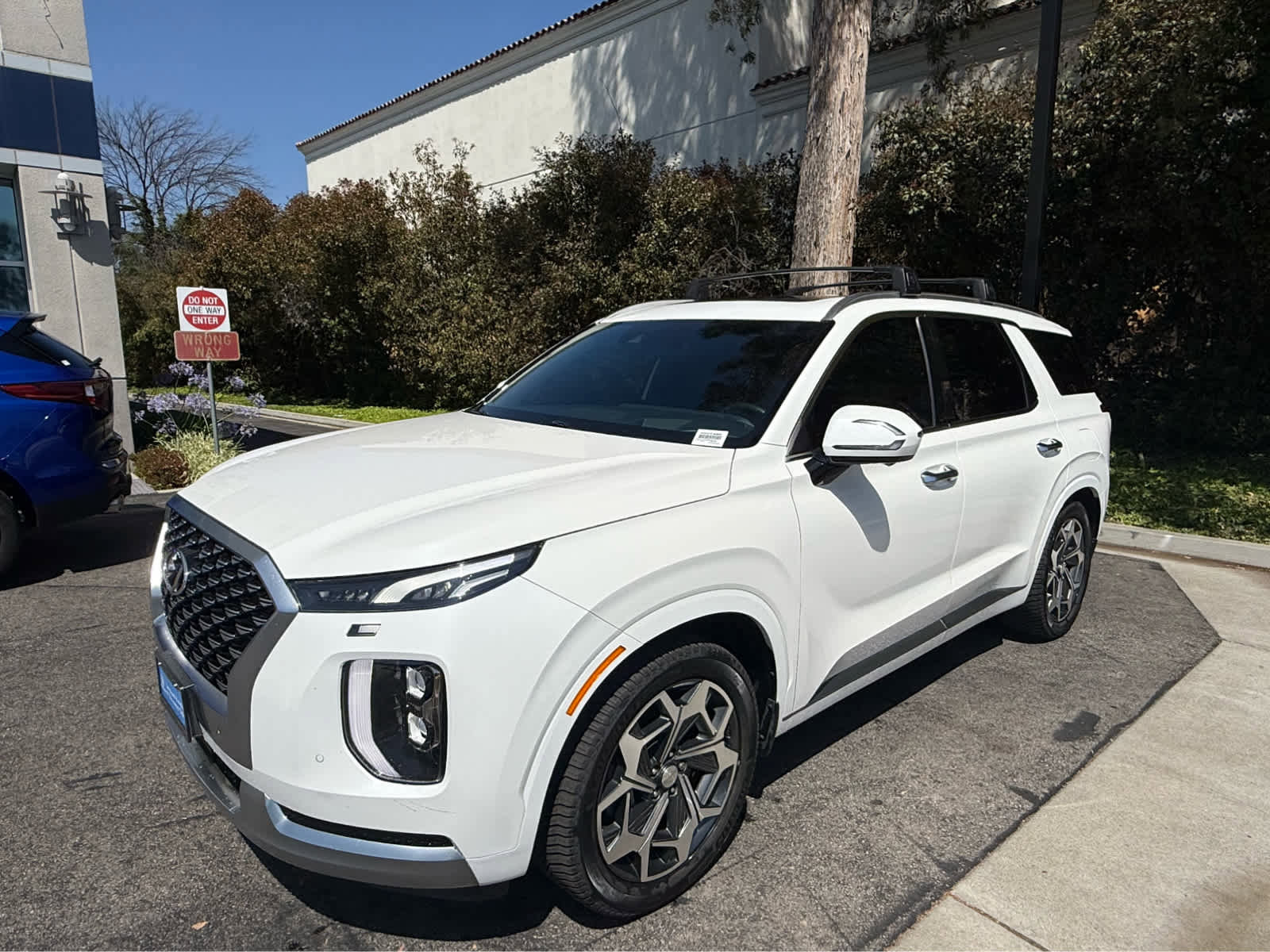 Used 2021 Hyundai Palisade Calligraphy w/ Cargo Package FWD image 2