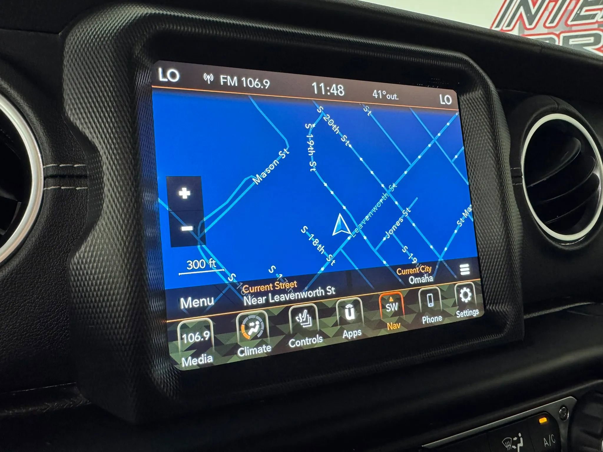 Used 2022 Jeep Gladiator Overland w/ Popular Equipment Package image 18