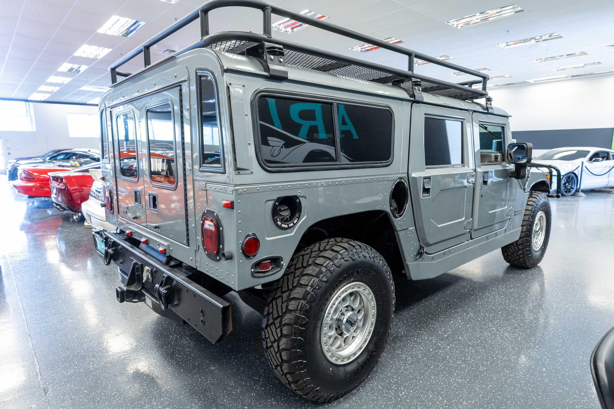 Used 2000 HUMMER H1 4-Door Wagon AWD/4WD image 4