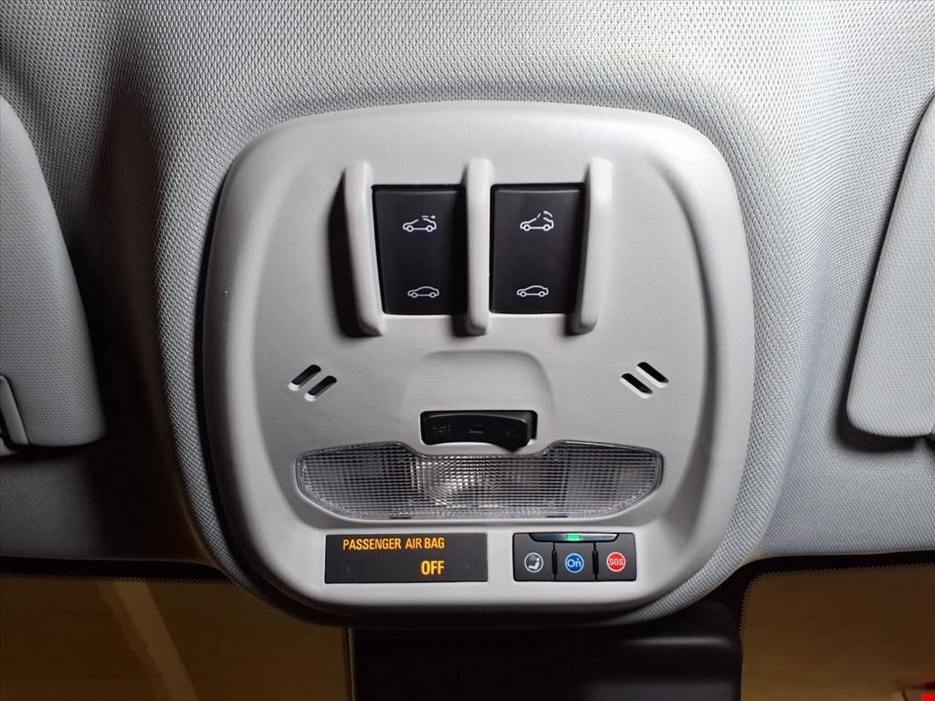 Used 2024 Chevrolet Trax ACTIV w/ Sunroof Package image 11