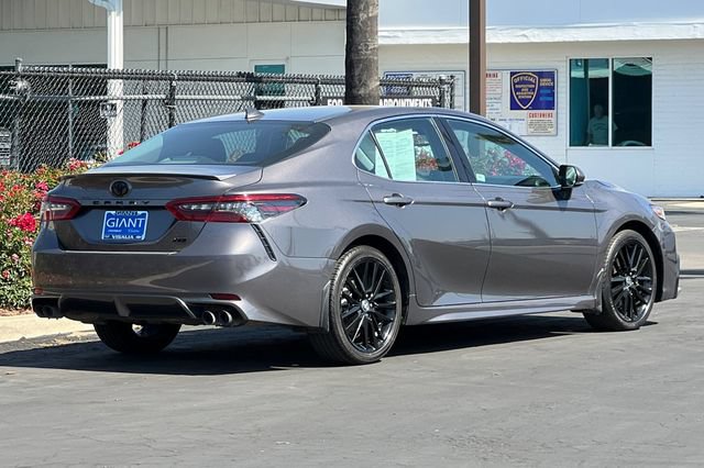 Used 2023 Toyota Camry XSE FWD image 4