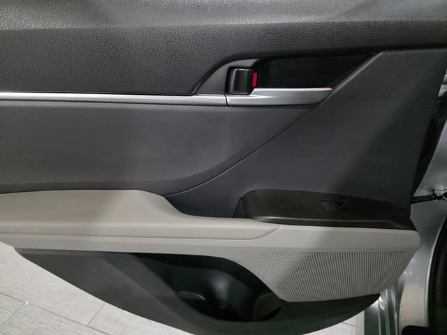 Used 2024 Toyota Camry LE FWD image 11