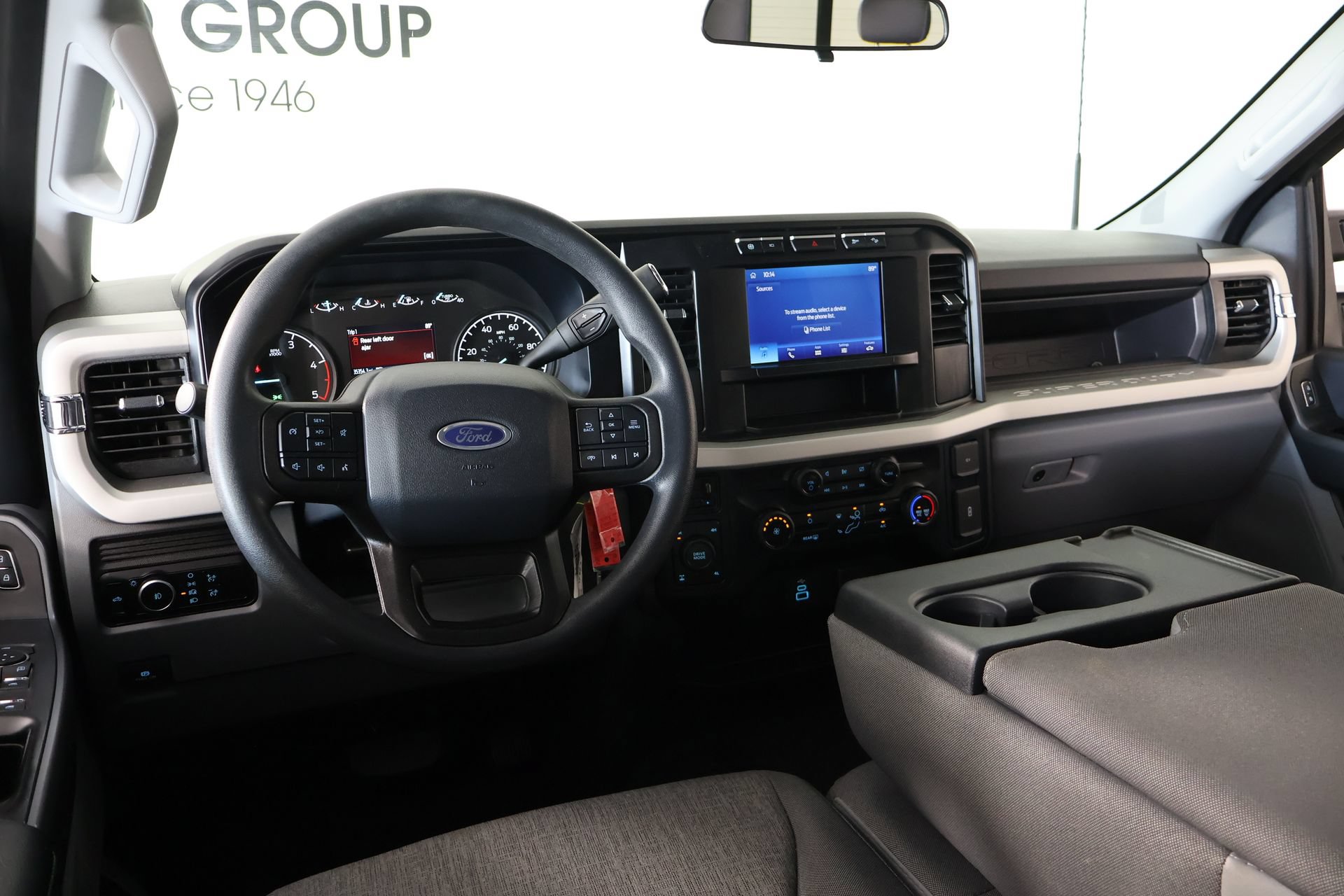 Used 2024 Ford F250 XL w/ STX Appearance Package AWD/4WD image 2