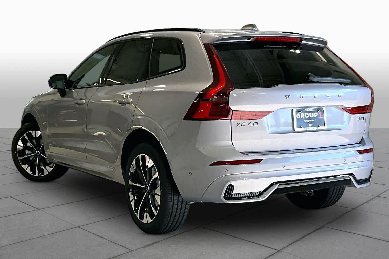 New 2026 Volvo XC60 B5 Plus w/ Protection Package Premier AWD/4WD image 3