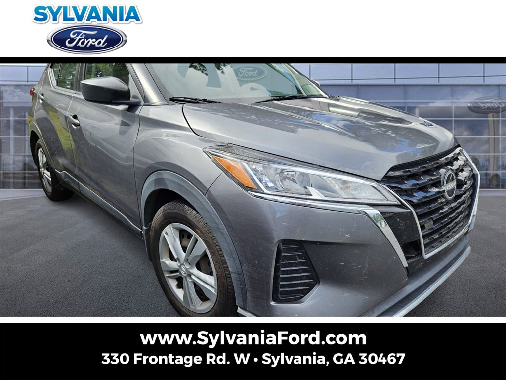 Used 2022 Nissan Kicks S
