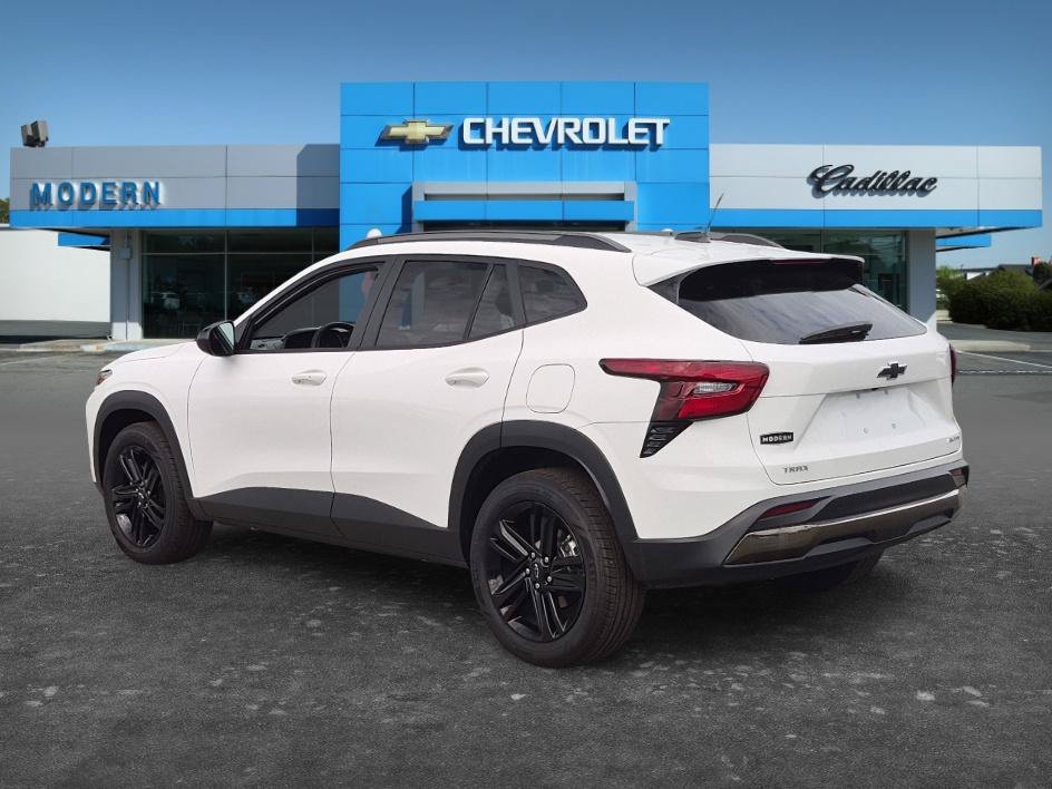 Certified 2026 Chevrolet Trax ACTIV FWD image 3