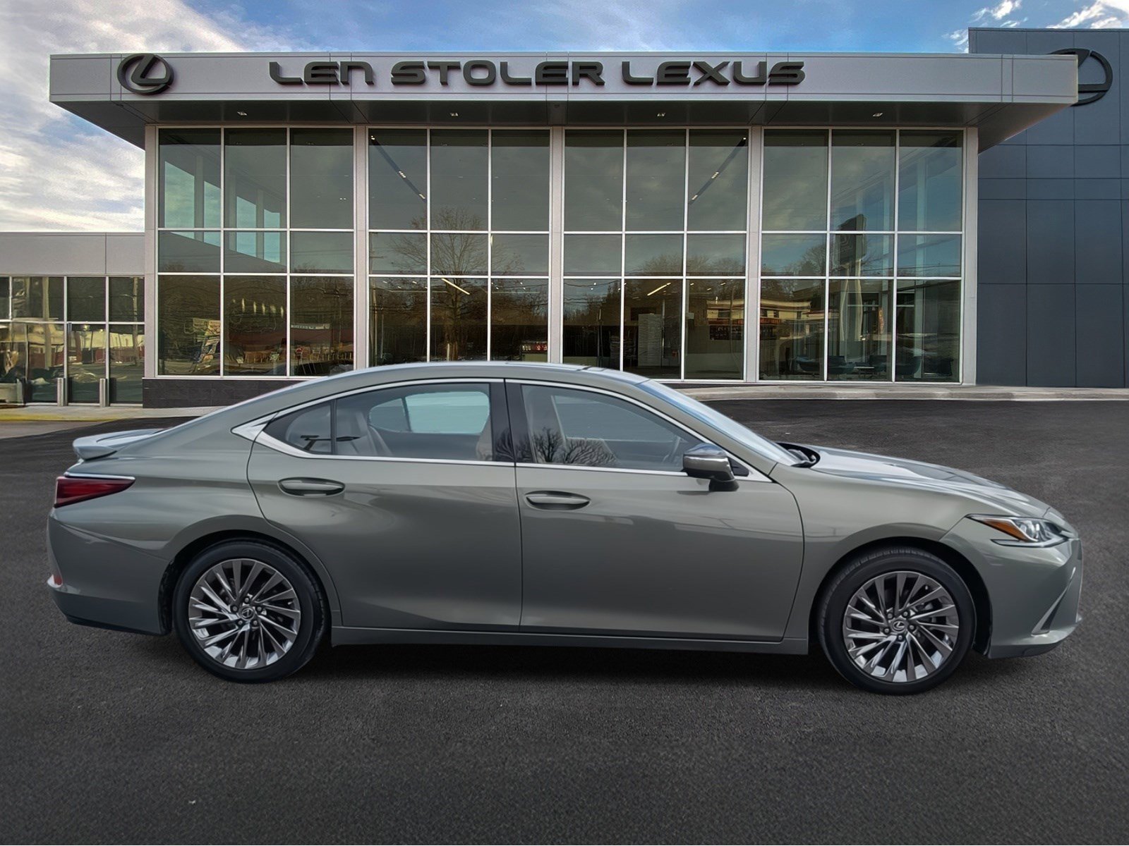 Used 2024 Lexus ES 350 w/ Technology Package video 2