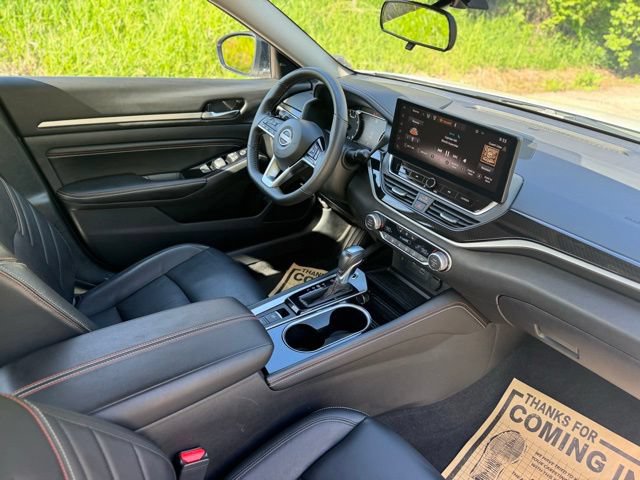 Used 2023 Nissan Altima 2.0 SR FWD image 19