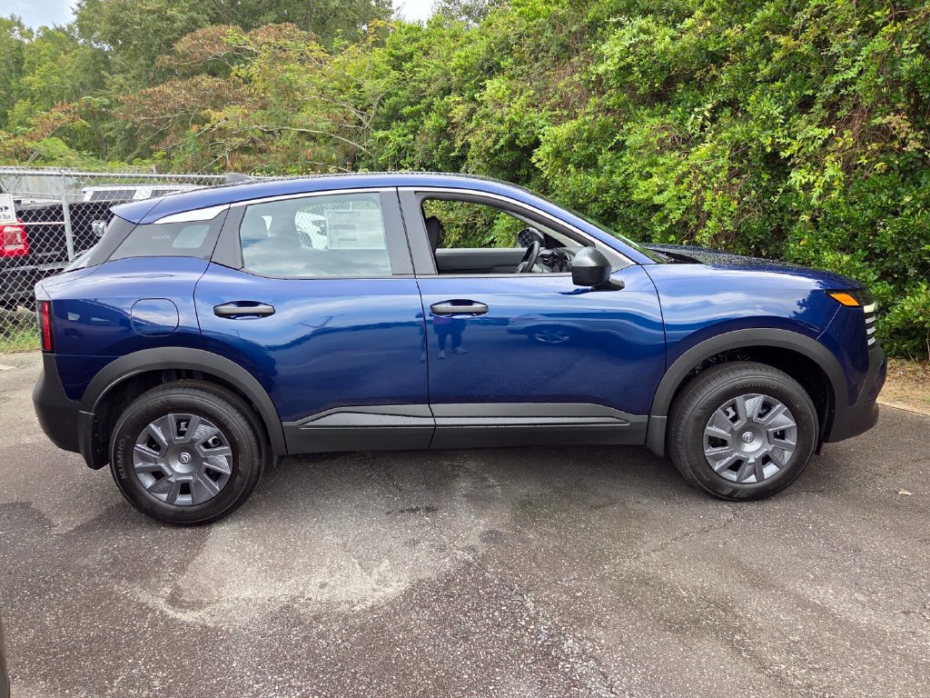 New 2027 Nissan Kicks S FWD image 14