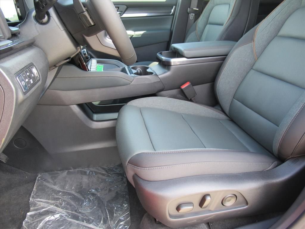 New 2026 GMC Terrain AT4 w/ Convenience Package III image 16