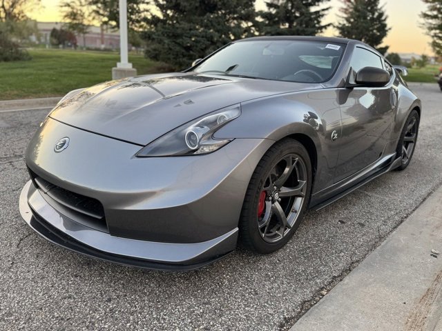Used 2013 Nissan 370Z NISMO image 28