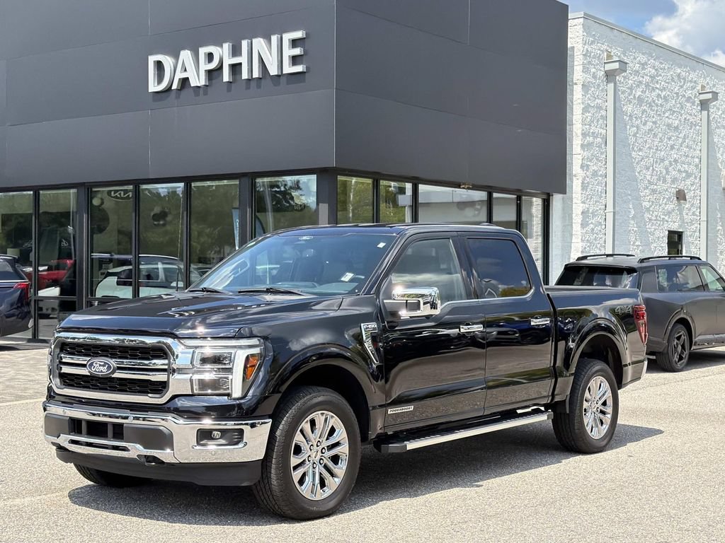 Used 2025 Ford F150 Lariat w/ Equipment Group 501A Mid AWD/4WD image 8