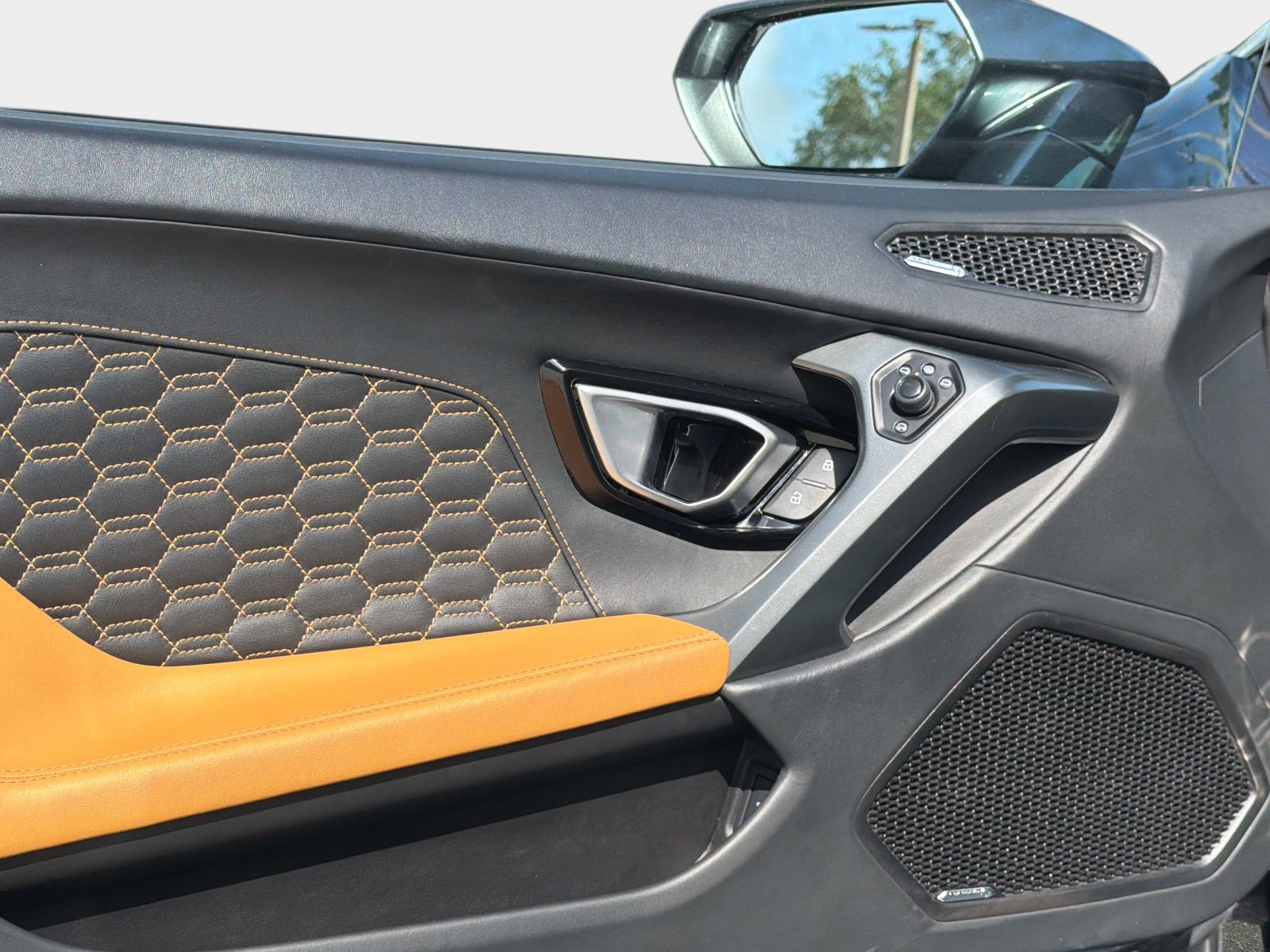 Used 2018 Lamborghini Huracan LP 580-2 image 27