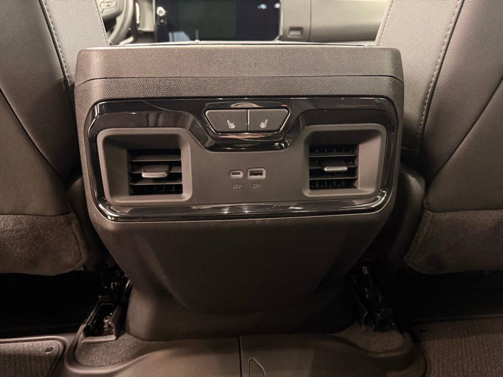 Used 2025 GMC Sierra 2500 AT4 w/ AT4 Premium Plus Package image 22